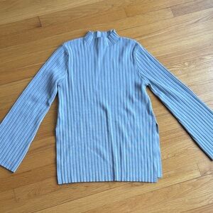 Light Gray Ribbed Women's Sweater